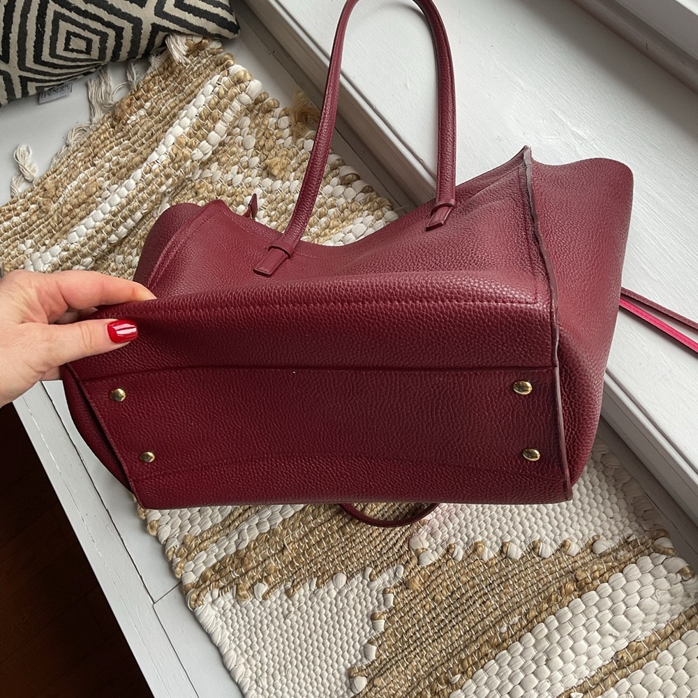 Salvatore Ferragamo Burgundy Leather Tote - Picture 10 of 16